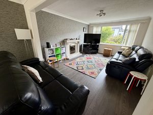 Lounge- click for photo gallery